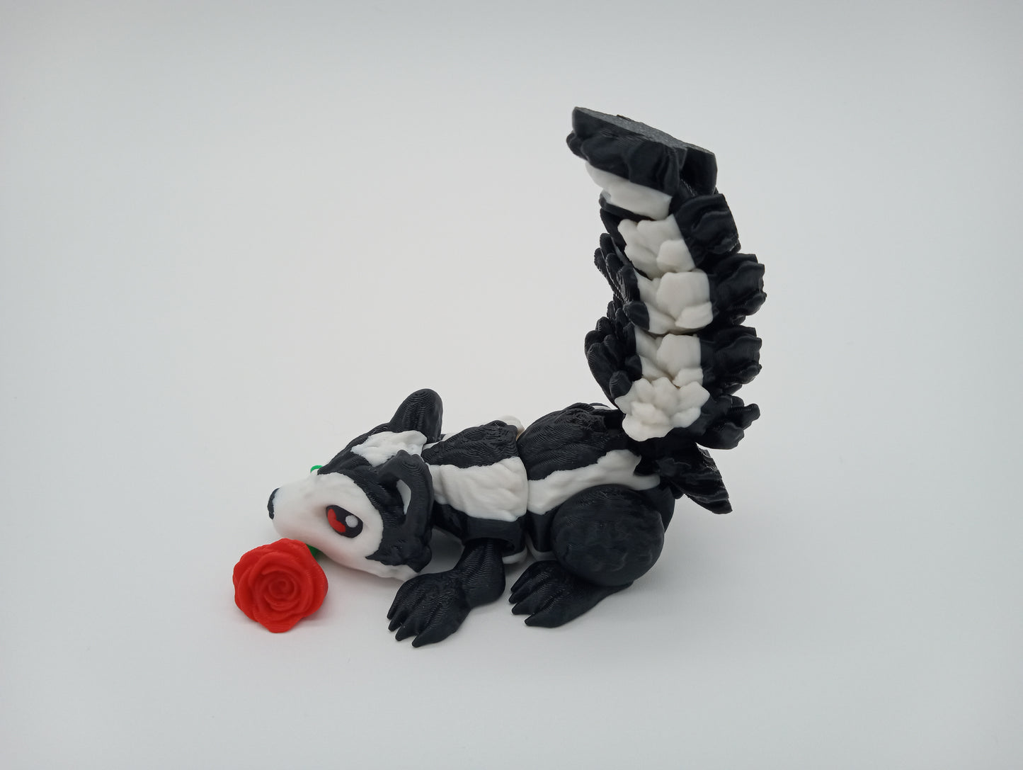Tiny Skunk PepeLePew – Articulated 7” Fidget Toy