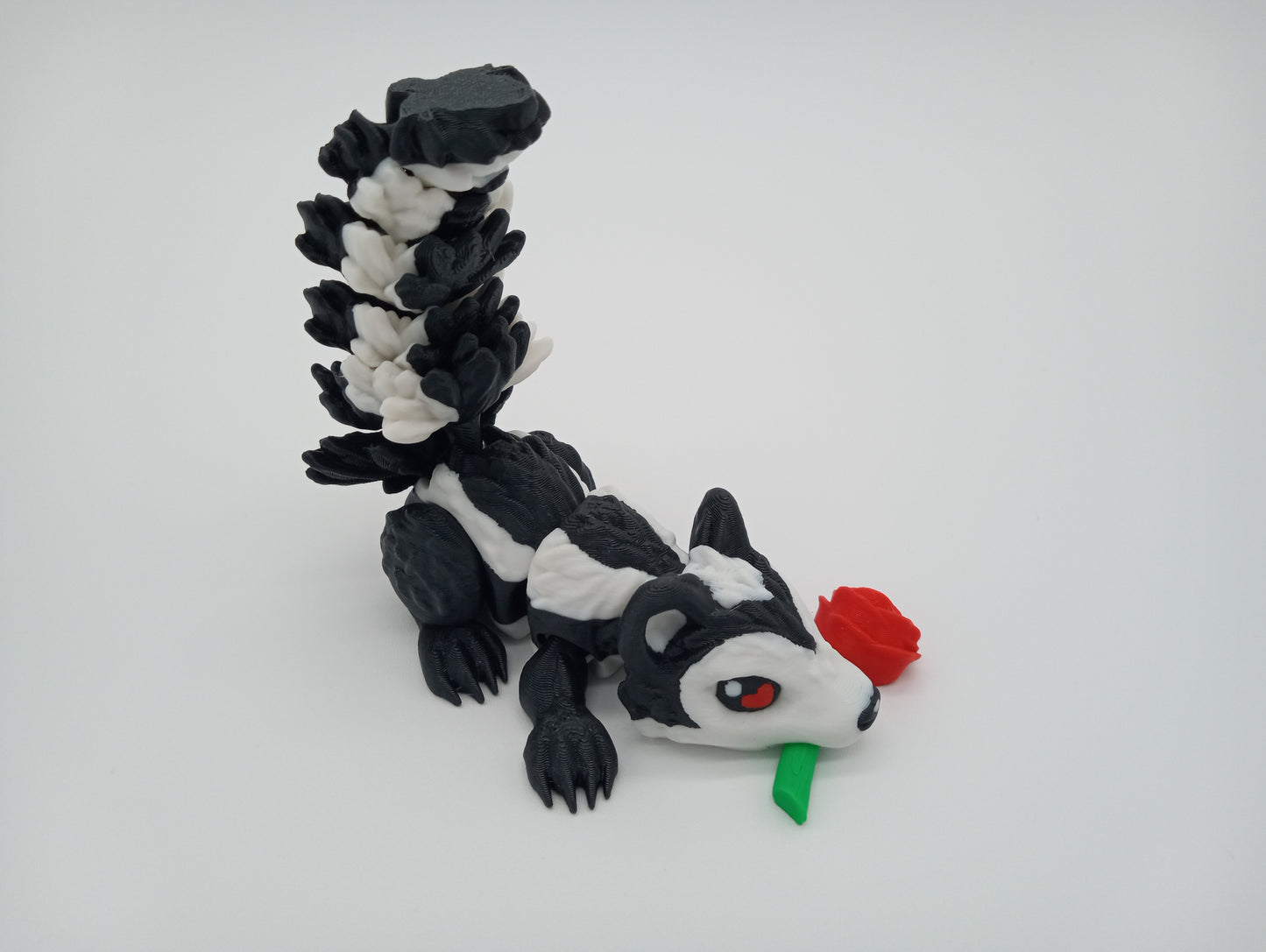 Tiny Skunk PepeLePew – Articulated 7” Fidget Toy