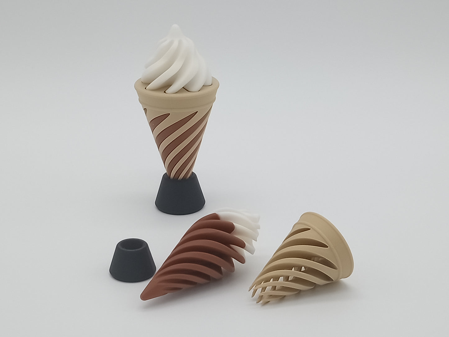 🍦 Spiral Ice Cream Cone Fidget Toy – Impossible Passthrough Desk Sculpture (Small & Large)