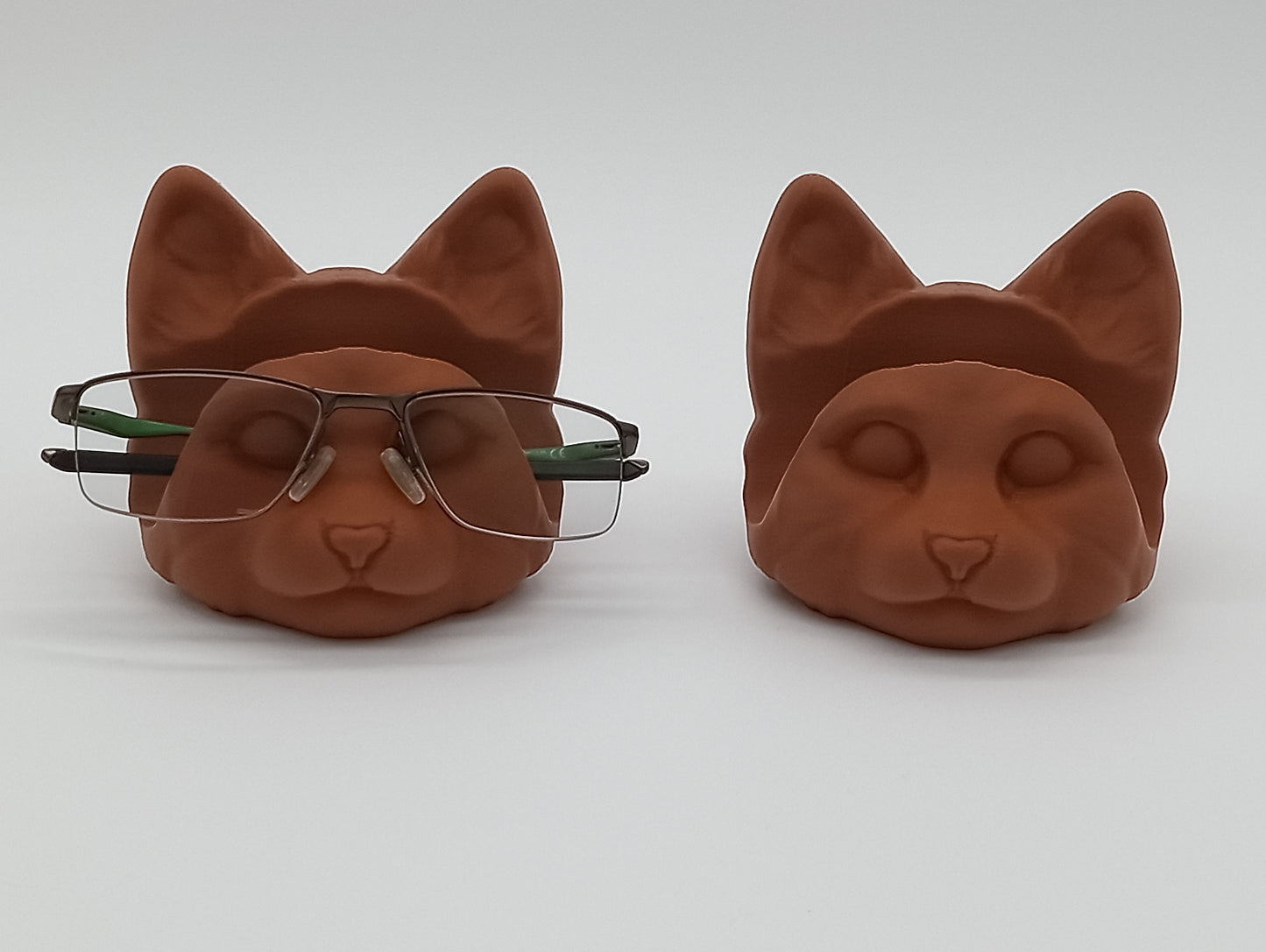 πΎ Cat Glasses Holder β Adorably Functional Feline Friend!