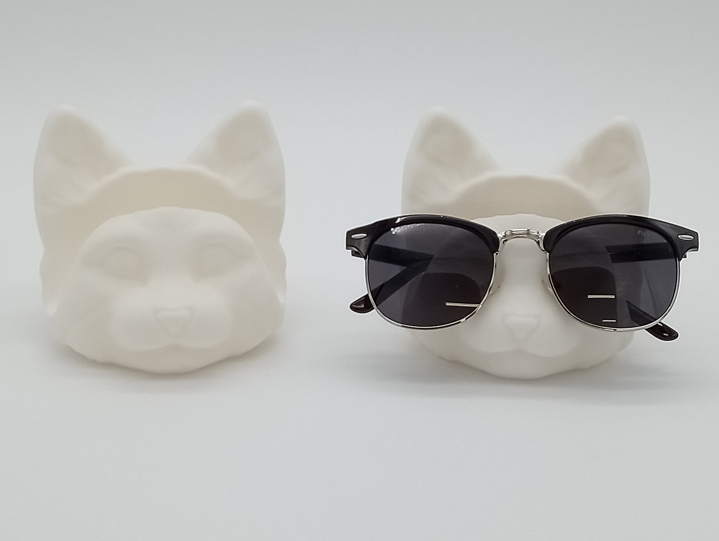 🐾 Cat Glasses Holder – Adorably Functional Feline Friend!